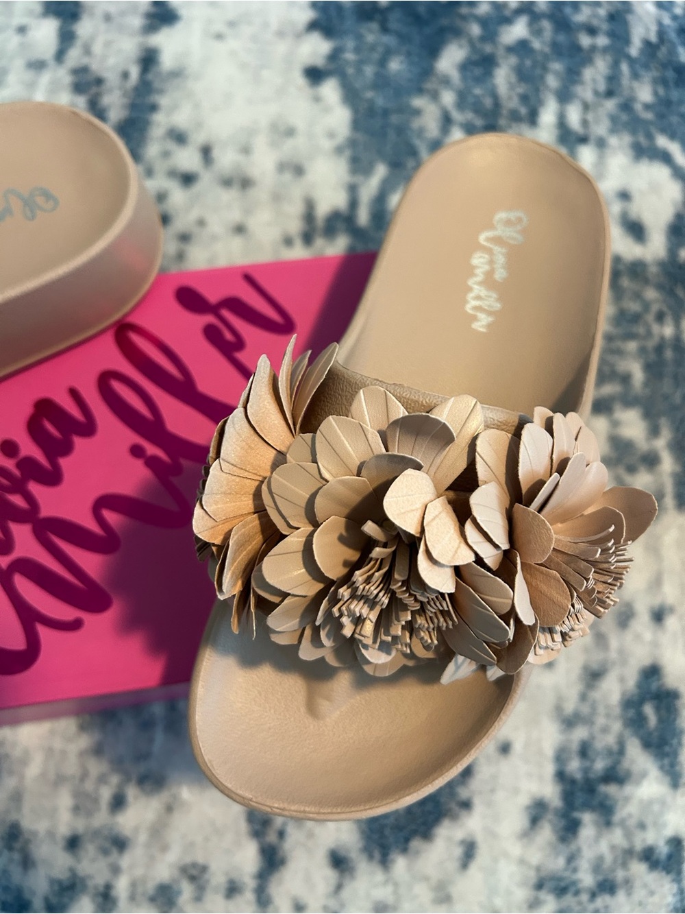 Olivia Miller • Floral Embellished Nude Slide Sandals • 7 •
